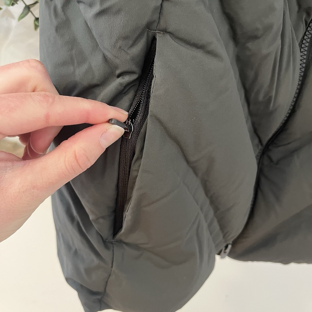 Athleta Inlet Vest Arbor Olive Green Size M water repellent fill goose down‎ - Picture 9 of 9
